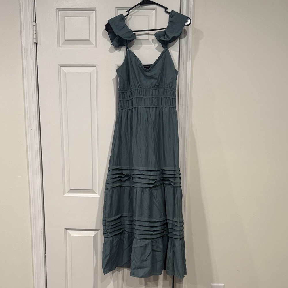 Chic ruffle sleeve Maxi Dress in Teal green